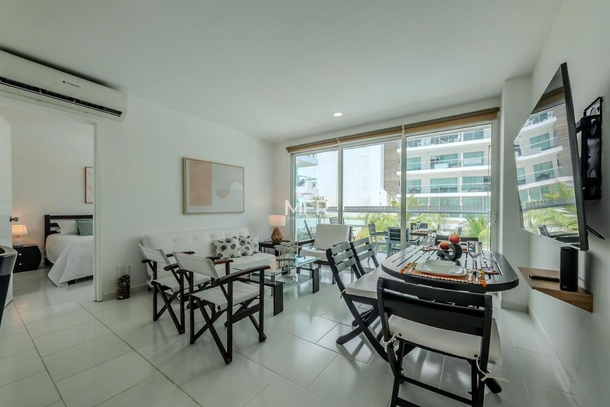 Morros 3 Beachfront 2 Bedrooms Apartamento