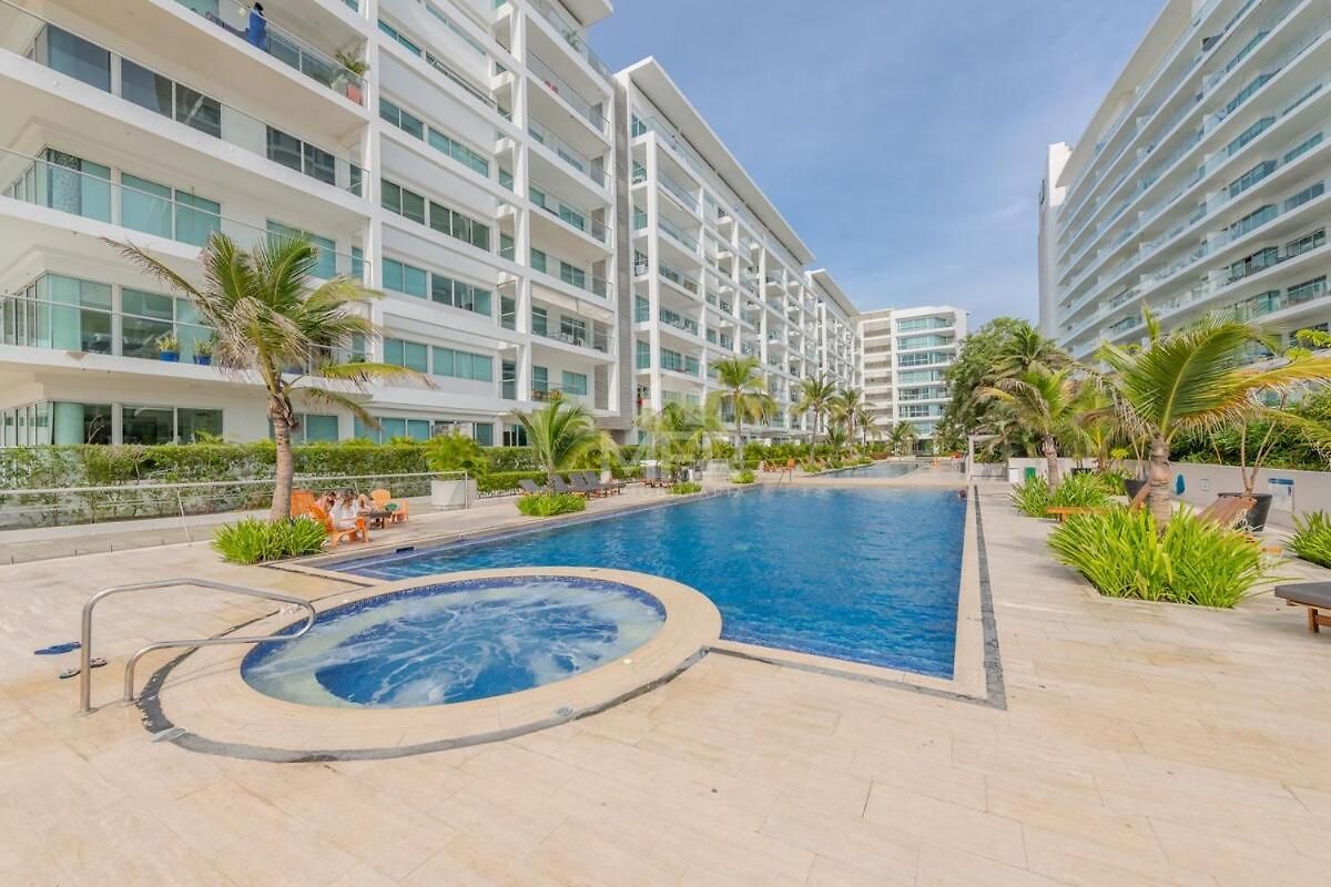 Morros 3 Beachfront 2 Bedrooms *