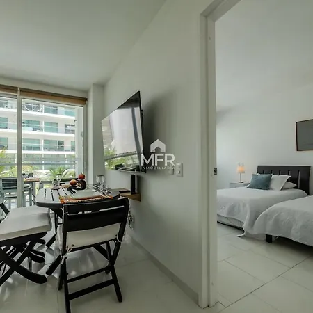 Morros 3 Beachfront 2 Bedrooms *
