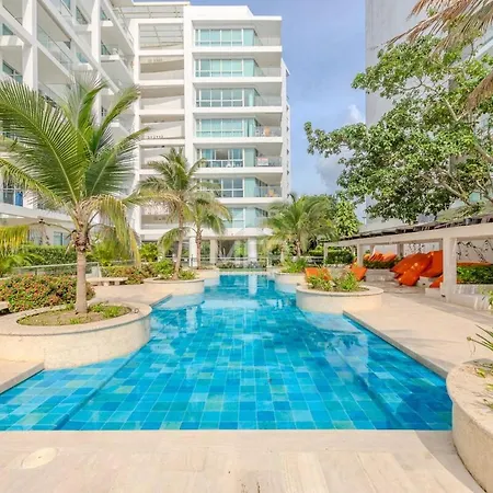 Morros 3 Beachfront 2 Bedrooms Apartamento *