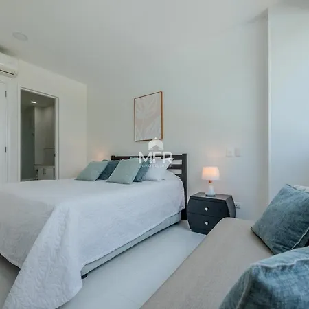 Morros 3 Beachfront 2 Bedrooms Apartamento