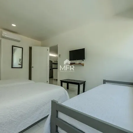 Morros 3 Beachfront 2 Bedrooms *