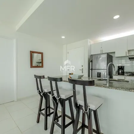 Morros 3 Beachfront 2 Bedrooms