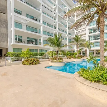 Morros 3 Beachfront 2 Bedrooms Apartamento *
